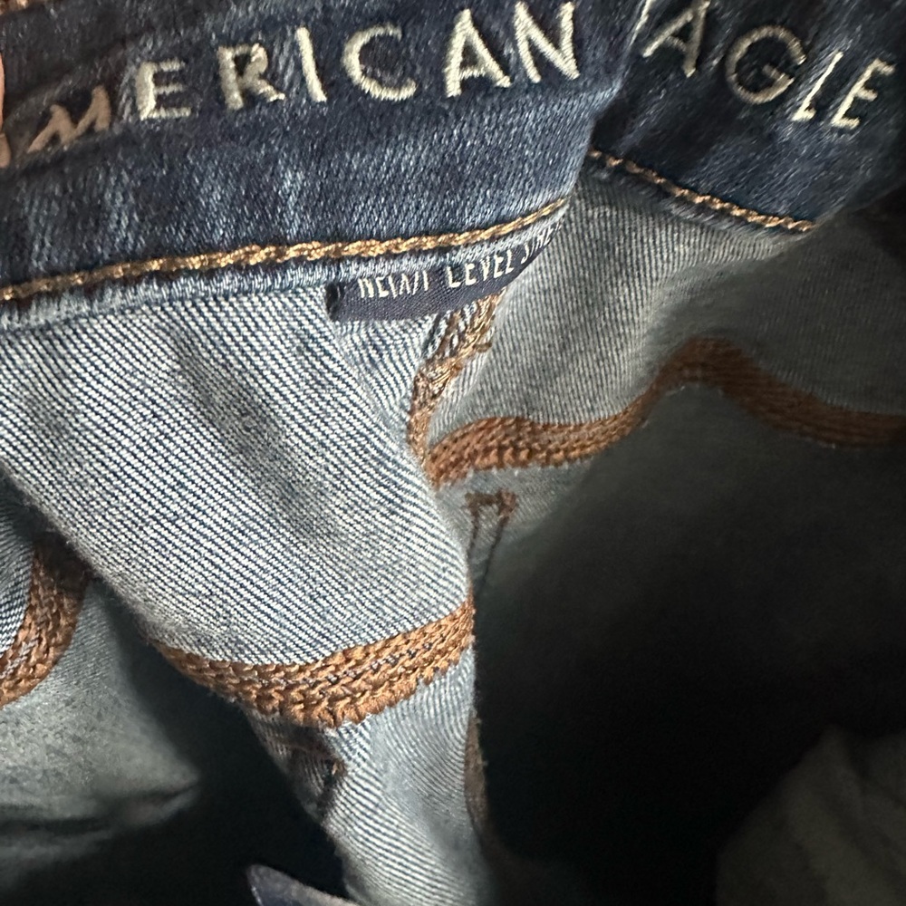 American Eagle Outfitters Regular Fit Jeans - “Next Level Stretch” - Picture 5 of 7